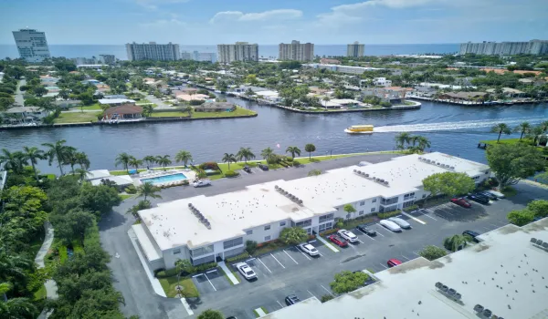 Upper Corner unit with stunning water view