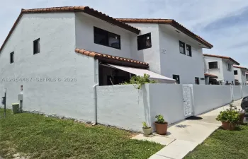 Townhouse For Sale