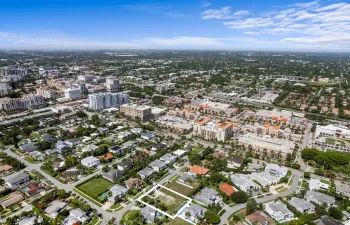 Walk to Mizner Park