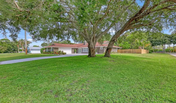 6185 White Oak (1)