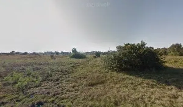 lot 4 466 Rand st