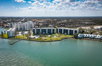 300 Intracoastal Place Apt 204-3