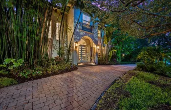 4699 Gleneagles Drive
