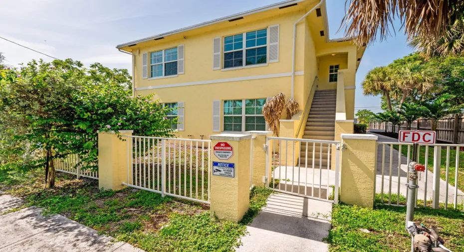 2-web-or-mls-A7409461