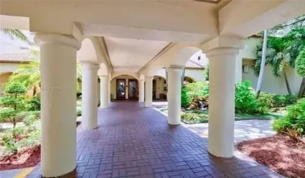 Covered Entrance and bad weather drop off.