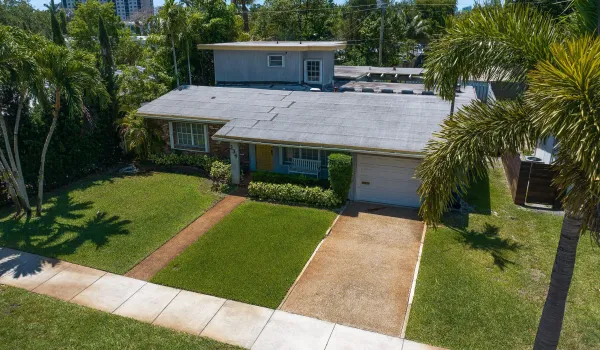 1.5 blocks away - short stroll to and from Wilton Drive