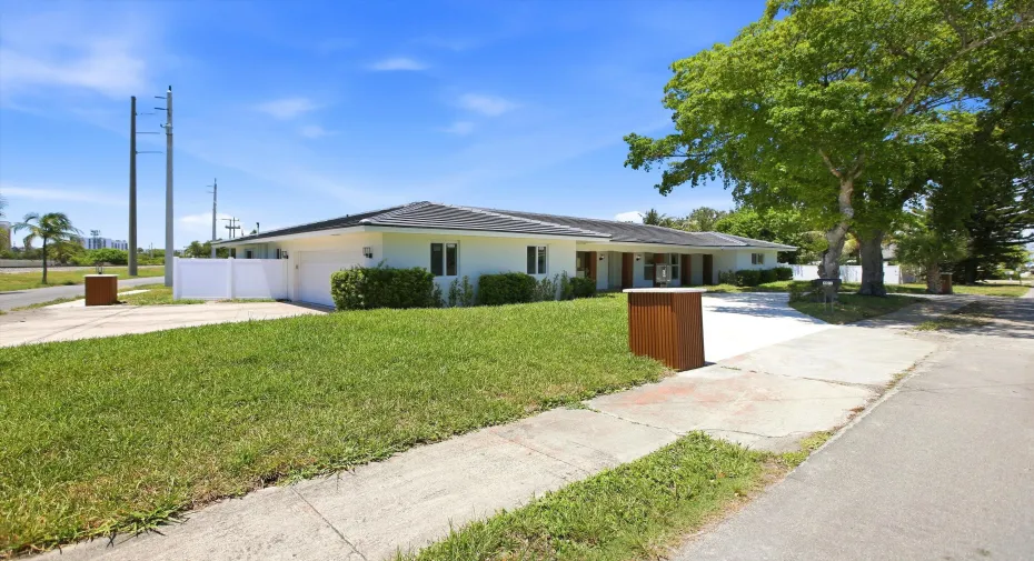 01-Property Photo 001