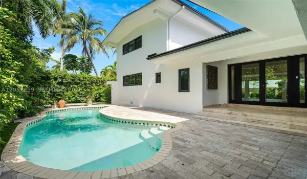 Private pool and terrace with access to the home's living areas
