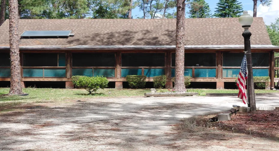 Front view of property