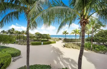 BEACH WALKING PATH