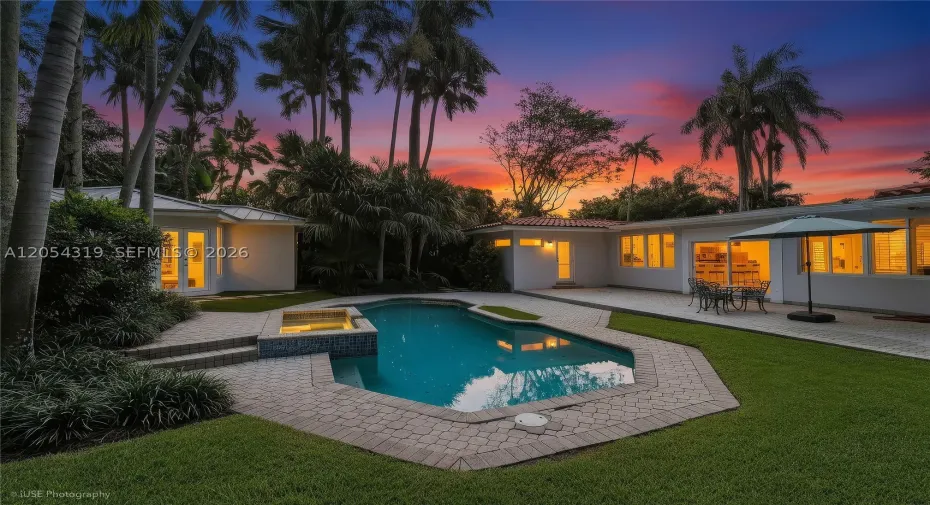 Fantastic Home with Guest House