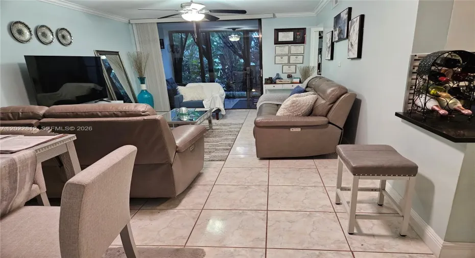 Living Room Comes Furnished or Unfurnished