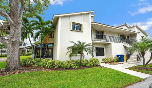803 Clubhouse Cir-21