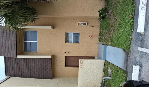 Blueberry Ct front