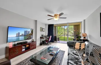 103 Royal Park Dr 00004