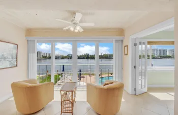 14 Sun room