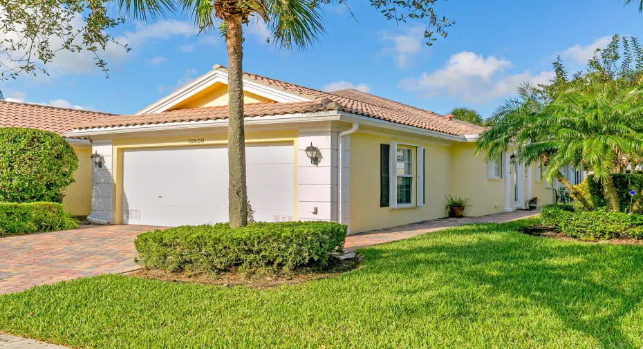 10509Stratton-1