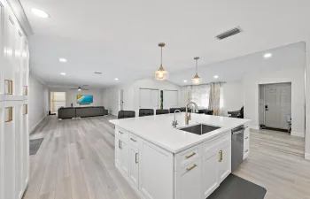 16338 Alexander Run-7