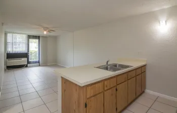 2771 Riverside Dr #109_01