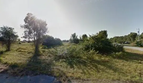 Lot 1 460 Rand st