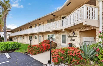1-web-or-mls-298 Interiors-2061