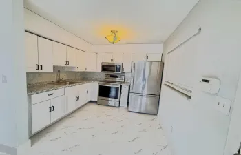 MLS_10_kitchen_wide