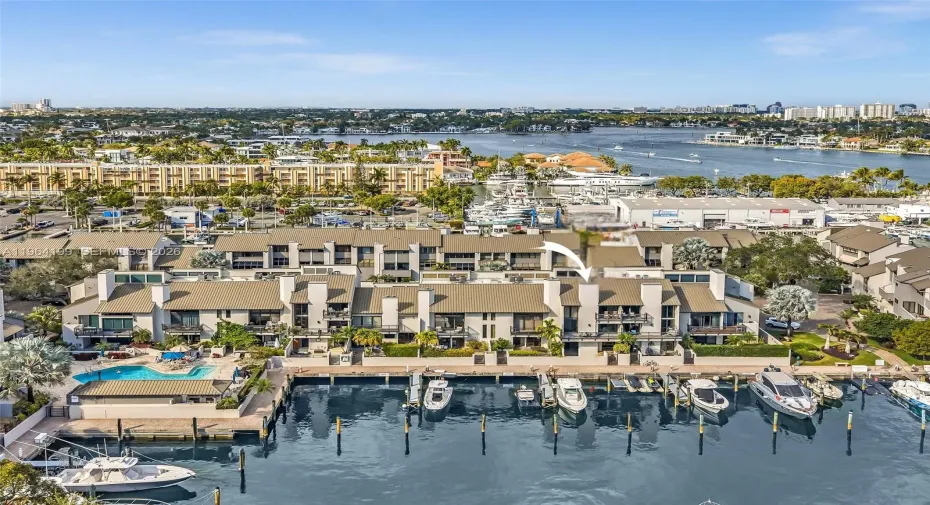 Welcome to Portside Yatch Club #15