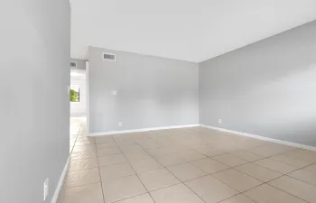 400 Nottingham Cir D Greenacres 1