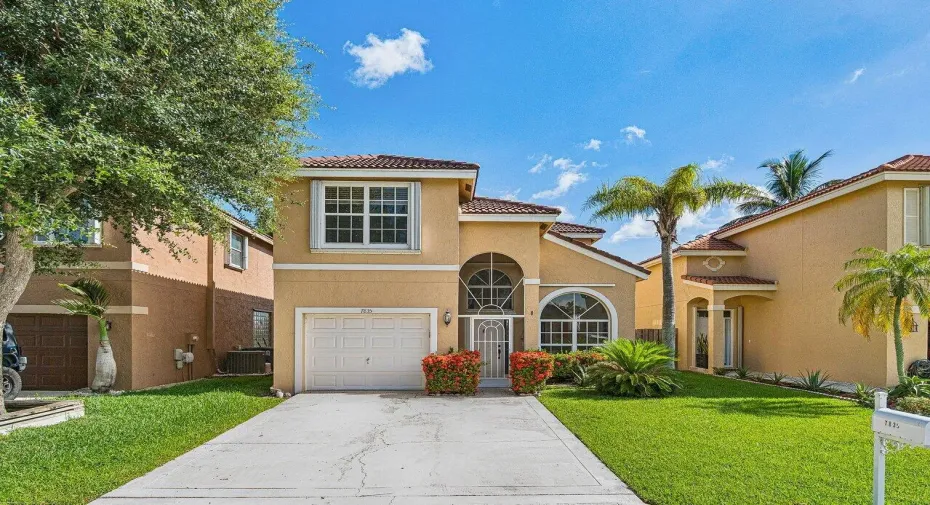 001-7835SpringfieldLakeDrive-LakeWorth-F