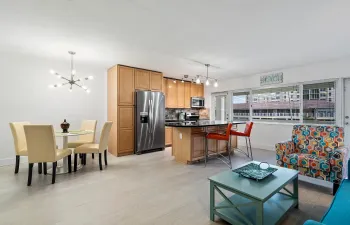 2881 NE 32nd 220