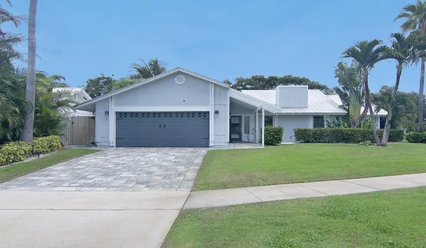 19 Pinehill Trail E_002