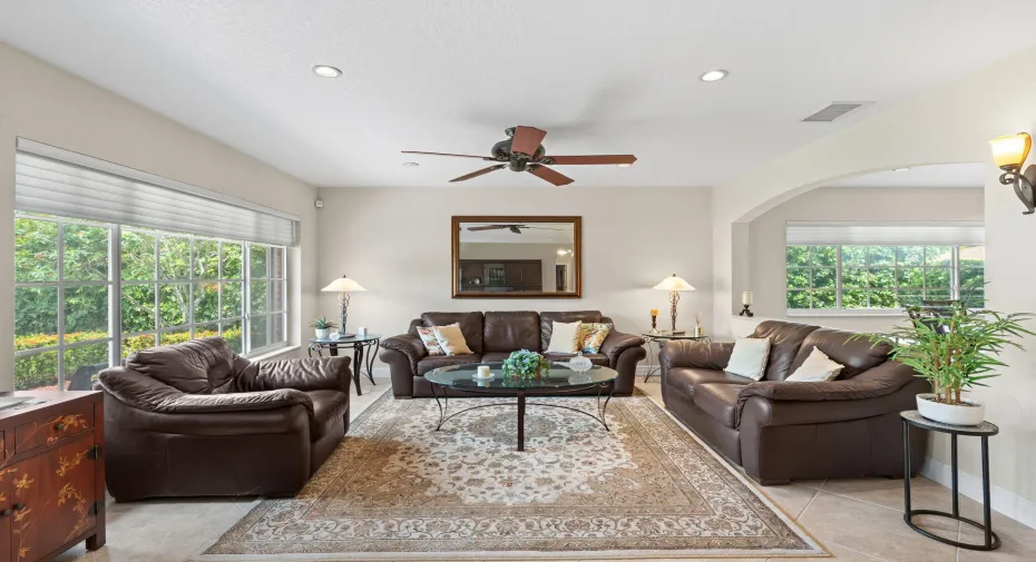 8-web-or-mls-10520 NW 43rd Ct, Coral Spr