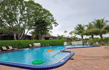 Community pool