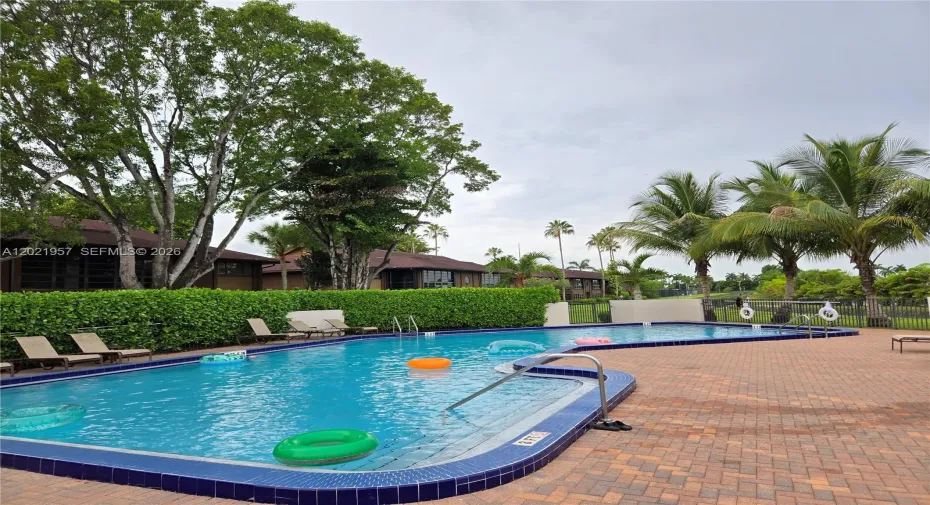 Community pool