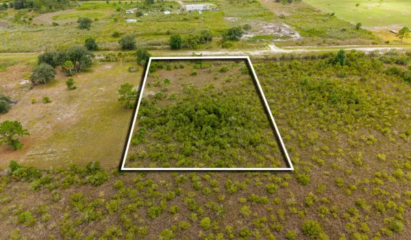 TOUZE Property Drones-6_PL (1)