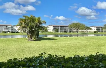 Lake View in front of Apt