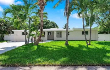 1-web-or-mls-N 22nd Ave-S2107-001