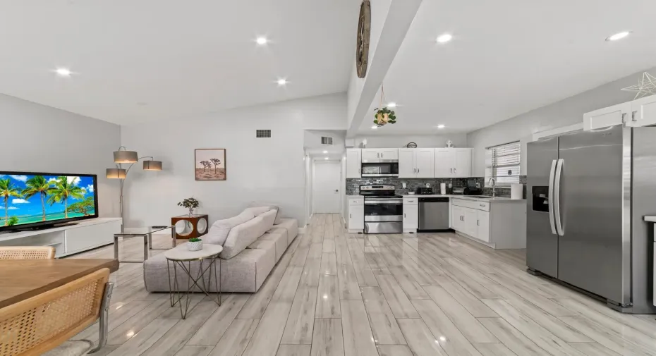Living/kitchen