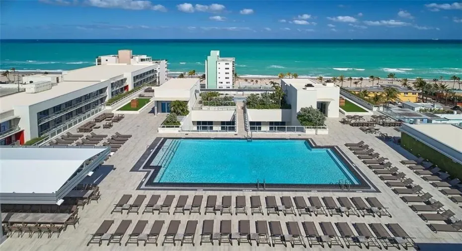 COSTA POOL