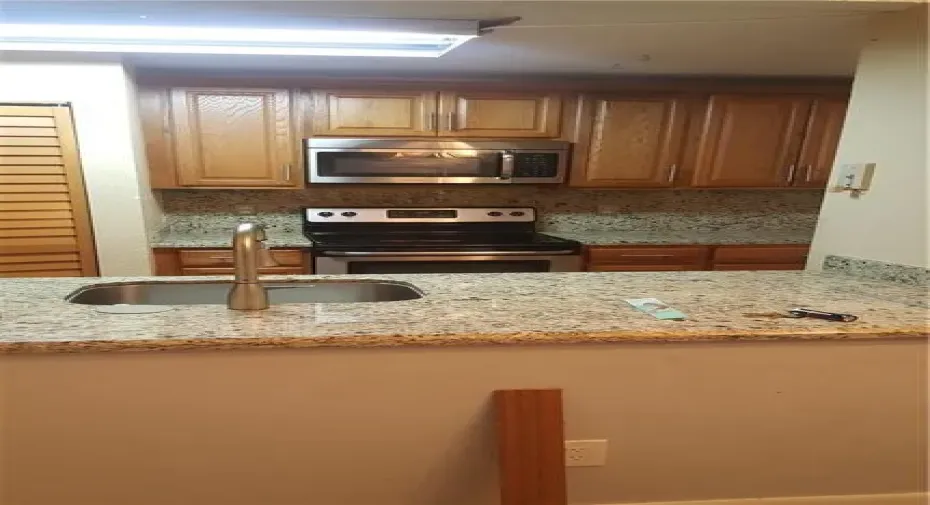 Front kitchen pic