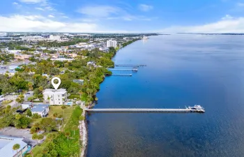 40-web-or-mls-1807-riverview-dr
