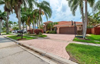 1-web-or-mls-77-nw-108th-way