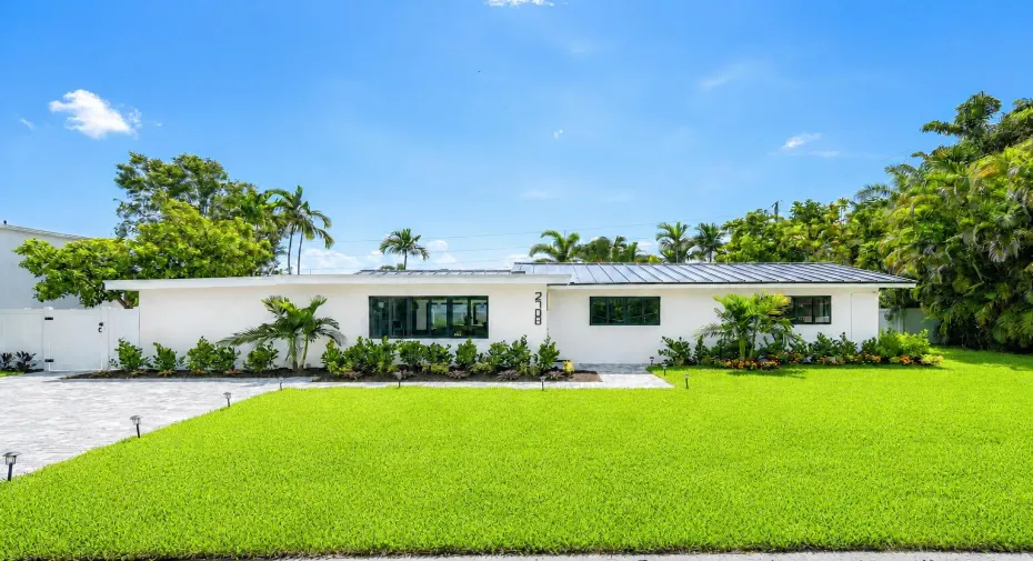 Mid Century Modern aesthetic
