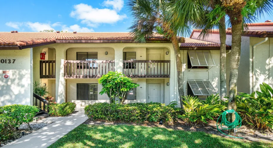 001-10137MangroveDrive-203-BoyntonBeach-