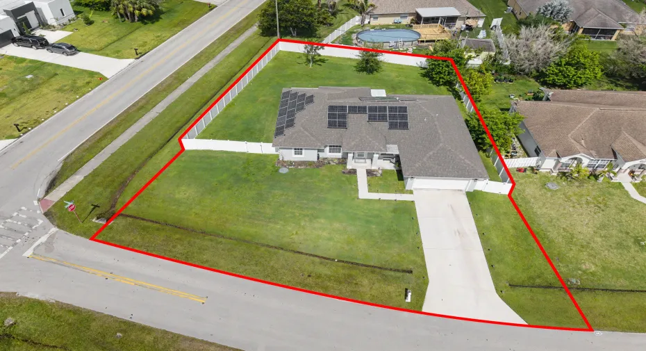 2094 SW Capeador St - 1