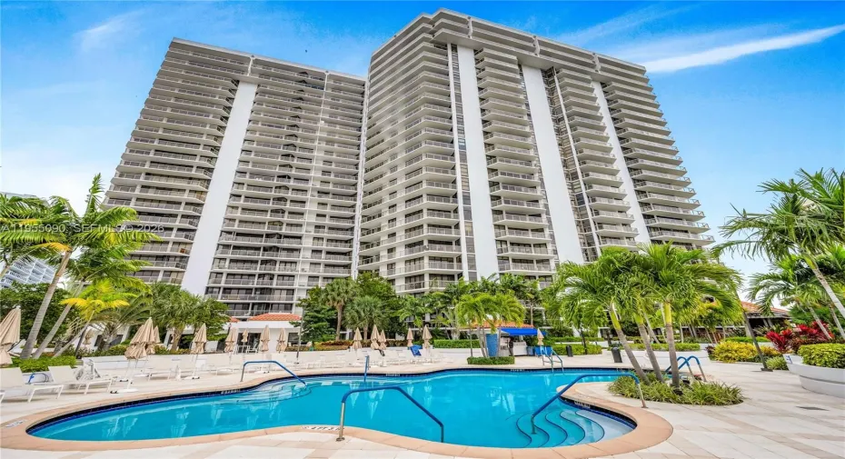 Resort style pool