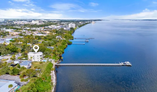 40-web-or-mls-1807-riverview-dr