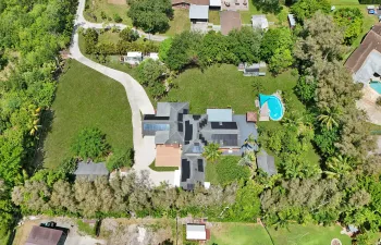 Private and tucked away- 2 acre home with 1/1 guest house in Davie/Cooper City!