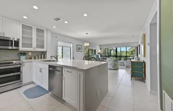09 Kitchen 01