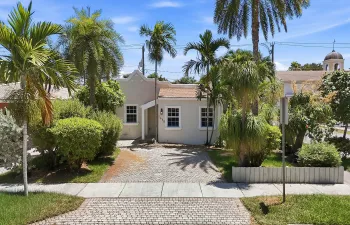 Front entrance & driveway